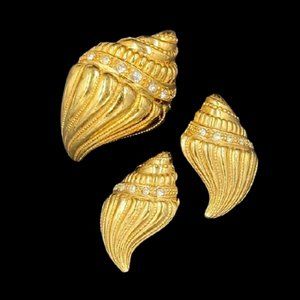 Vintage KJL for Avon Pendant Earring Shell Set